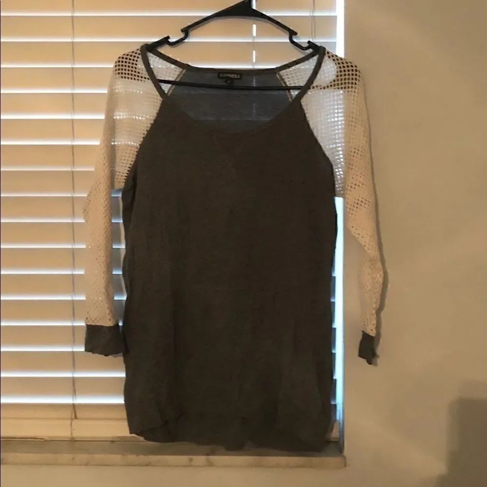 Express long sleeve shirt gray & white size m